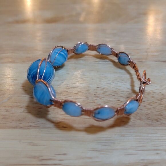 Handmade Baby Blue Glass Bead Copper Wire Bracelet (Upcycled Beads) - Picture 5 of 8